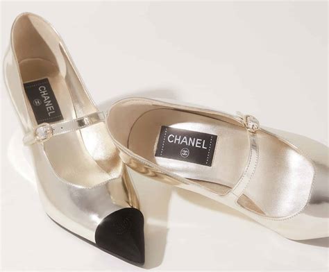 scarpe chanel a pianta larga|Chanel calzatura.